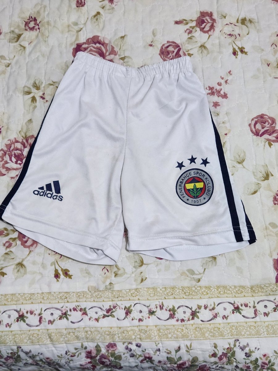 Çocuk Şortu (Fenerbahçeli)