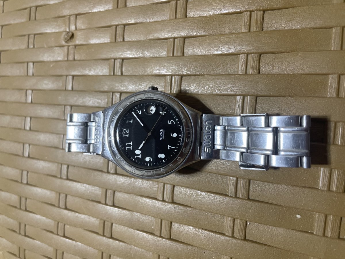 Swatch Swiss Erkek Kol Saati